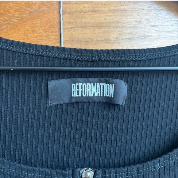 Reformation Black short sleeve Mini Dress with silver zip front - Picture 5 of 9